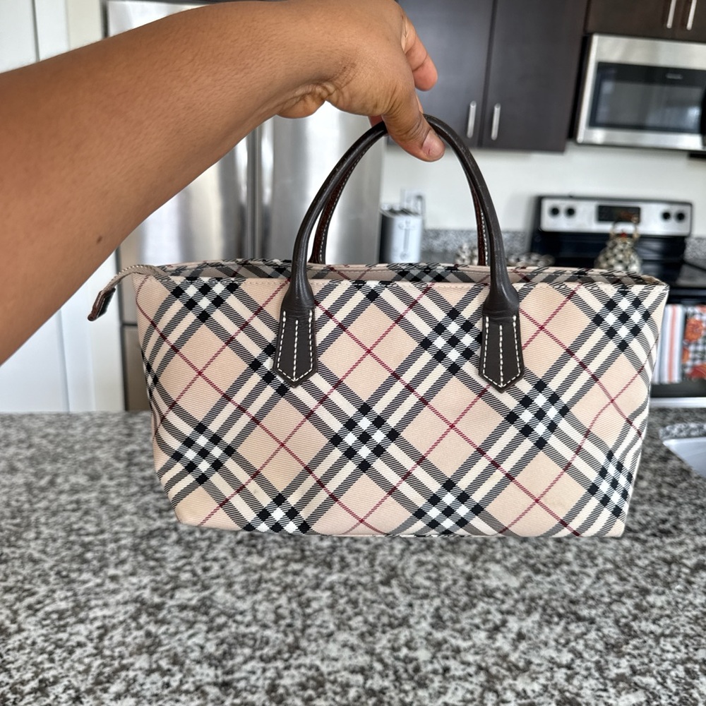Stylish Checkered Handbag